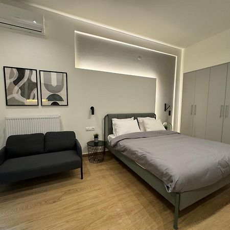 Dekolomvou Apartment Tesalonika Bagian luar foto