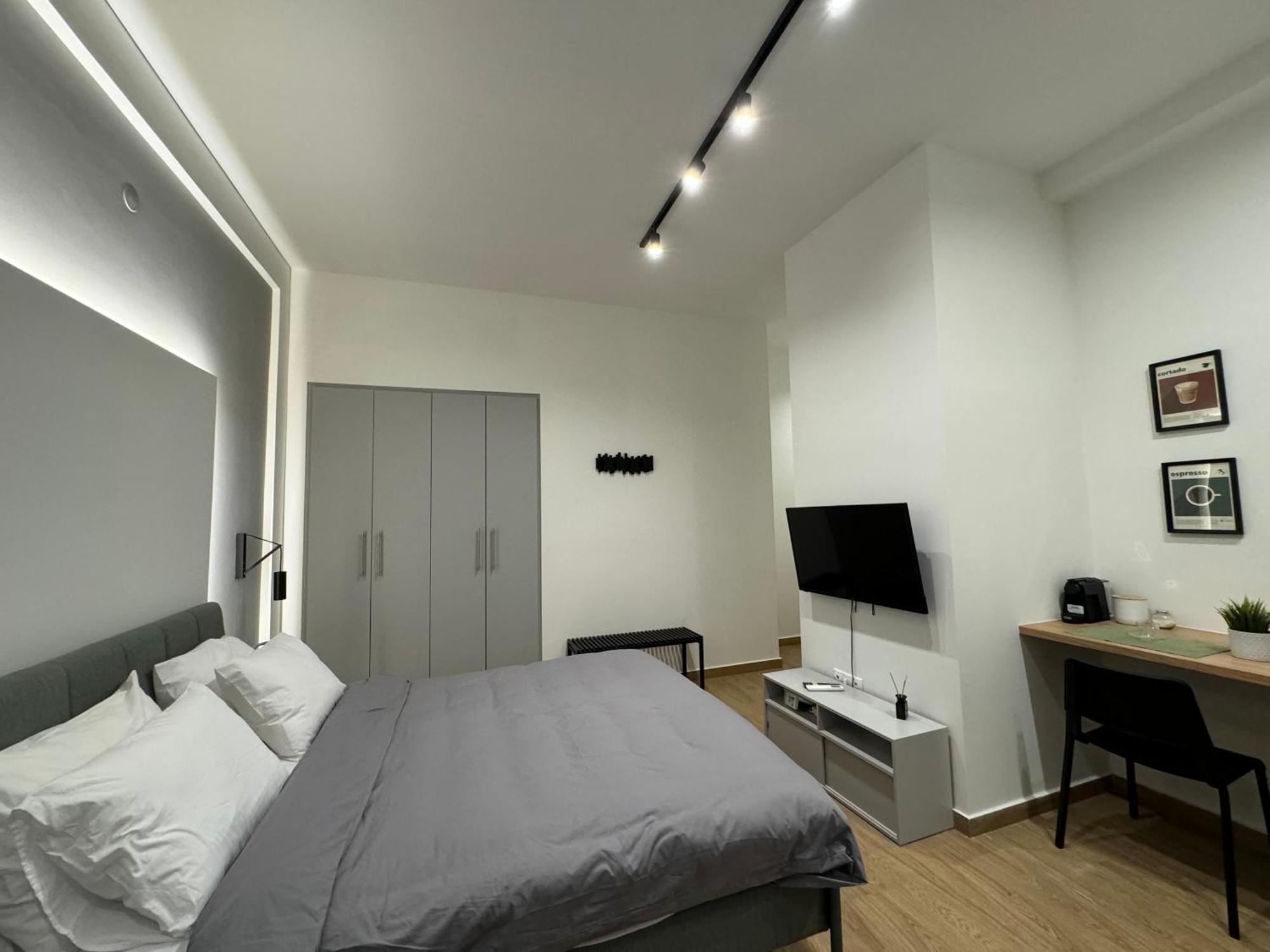 Dekolomvou Apartment Tesalonika Bagian luar foto