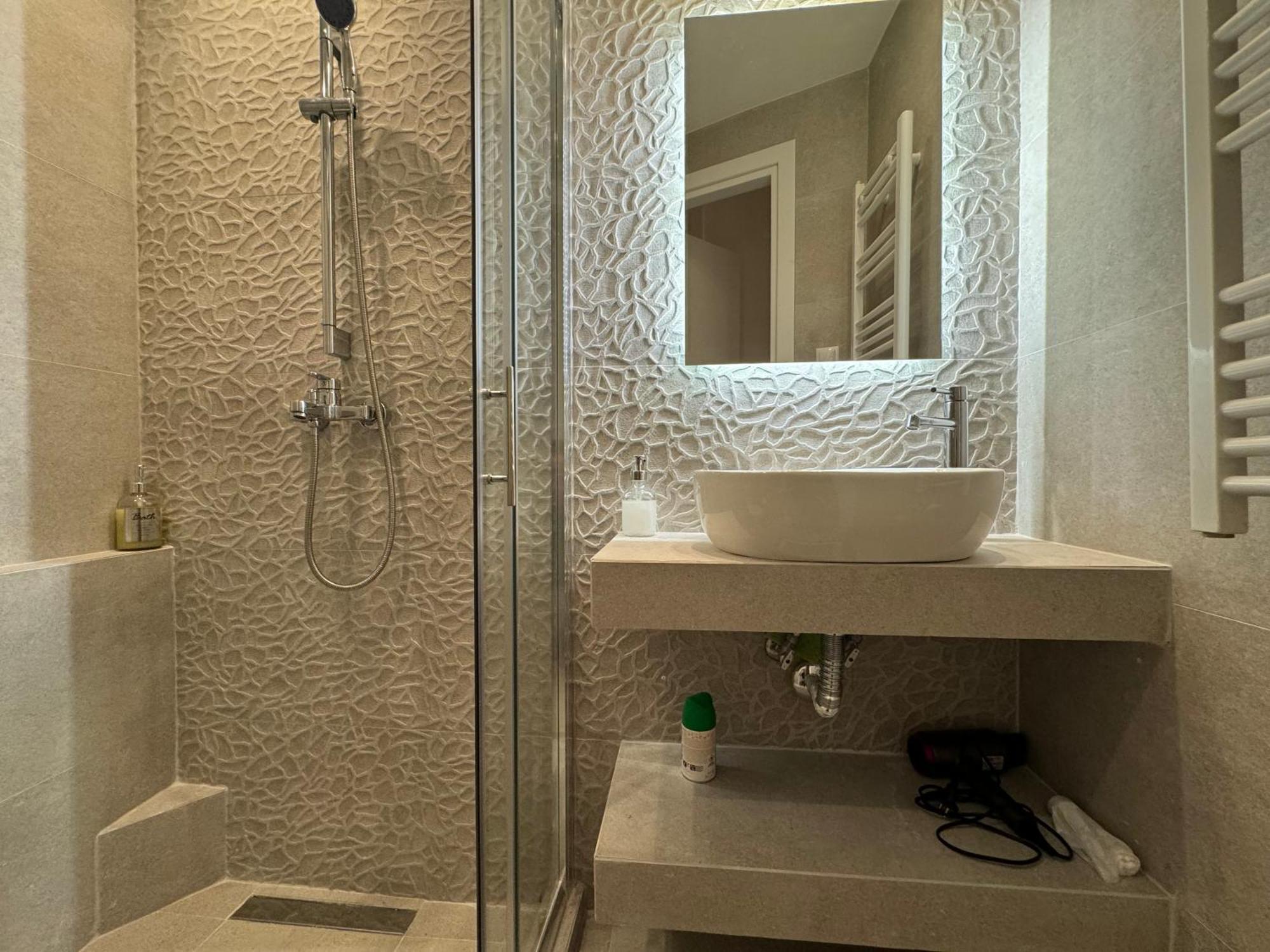 Dekolomvou Apartment Tesalonika Bagian luar foto