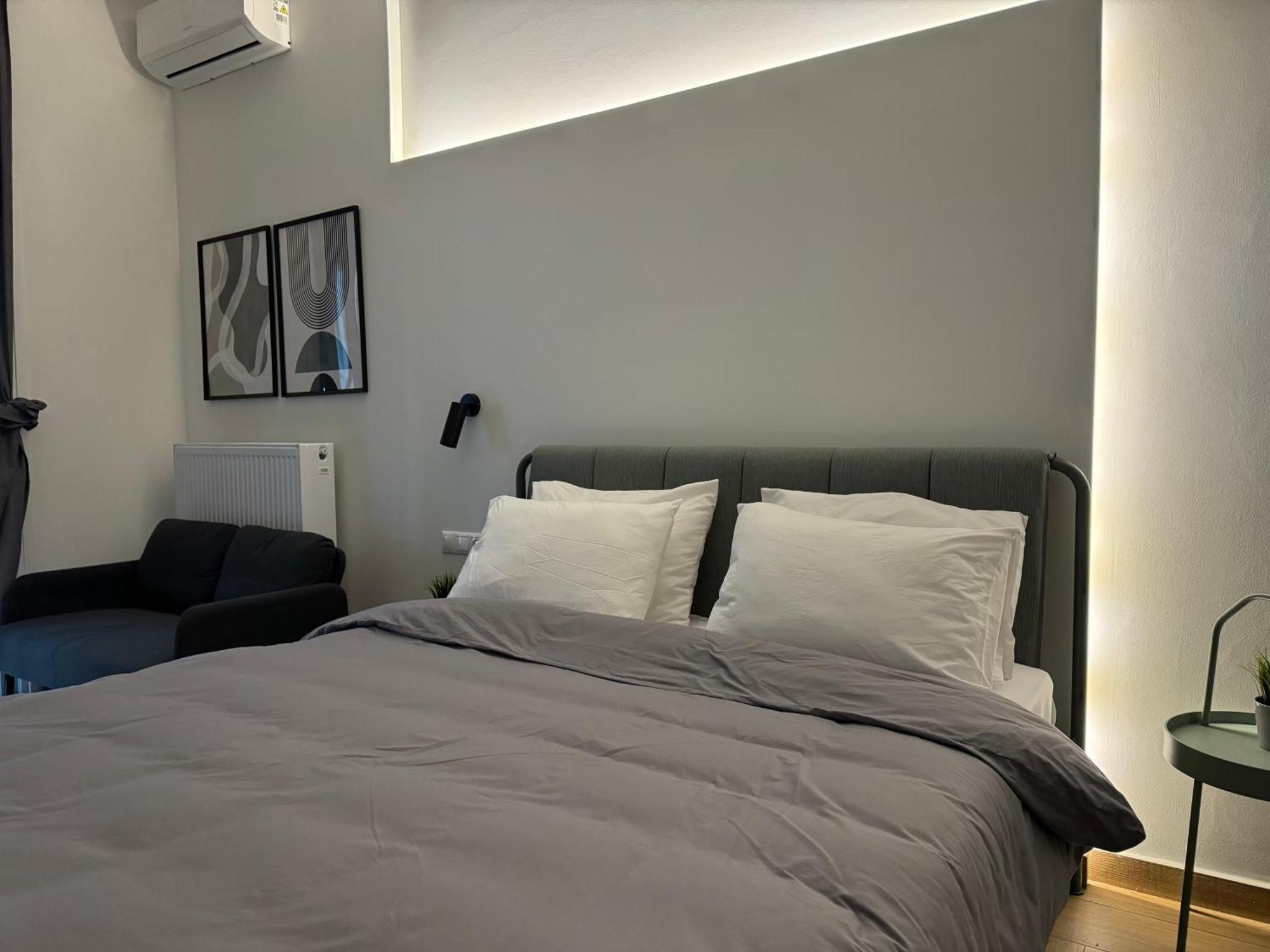 Dekolomvou Apartment Tesalonika Bagian luar foto